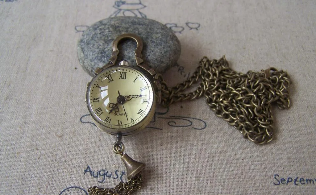 1 PC Antique Bronze Glass Bird Bubble Orb Pocket Watch A7197