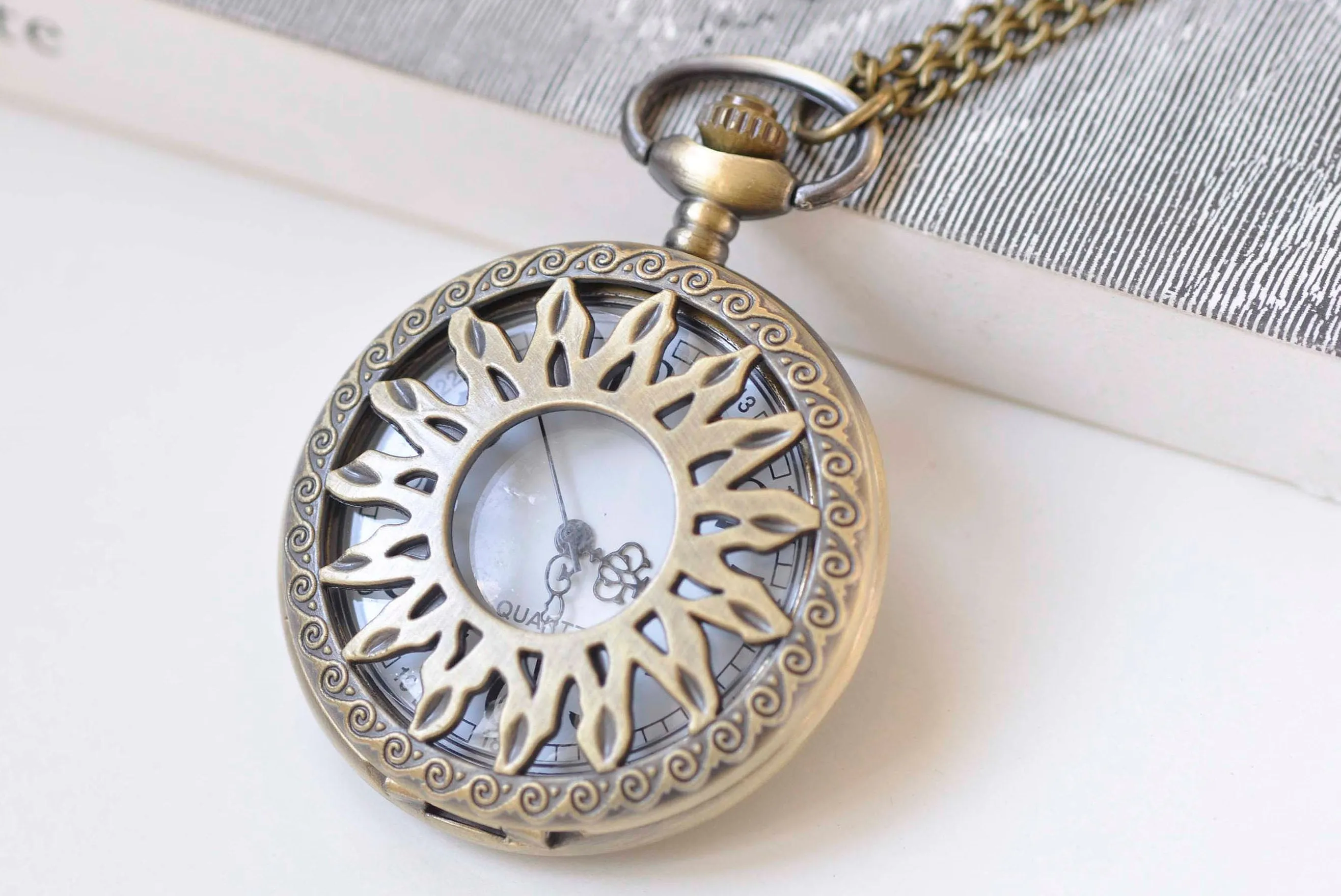 1 PC Antique Bronze Large Filigree Pocket Watch Necklace 47mm A272