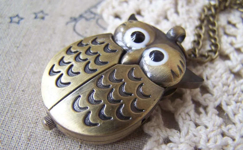 1 PC Antique Bronze Owl Wing Pocket Watch A4611