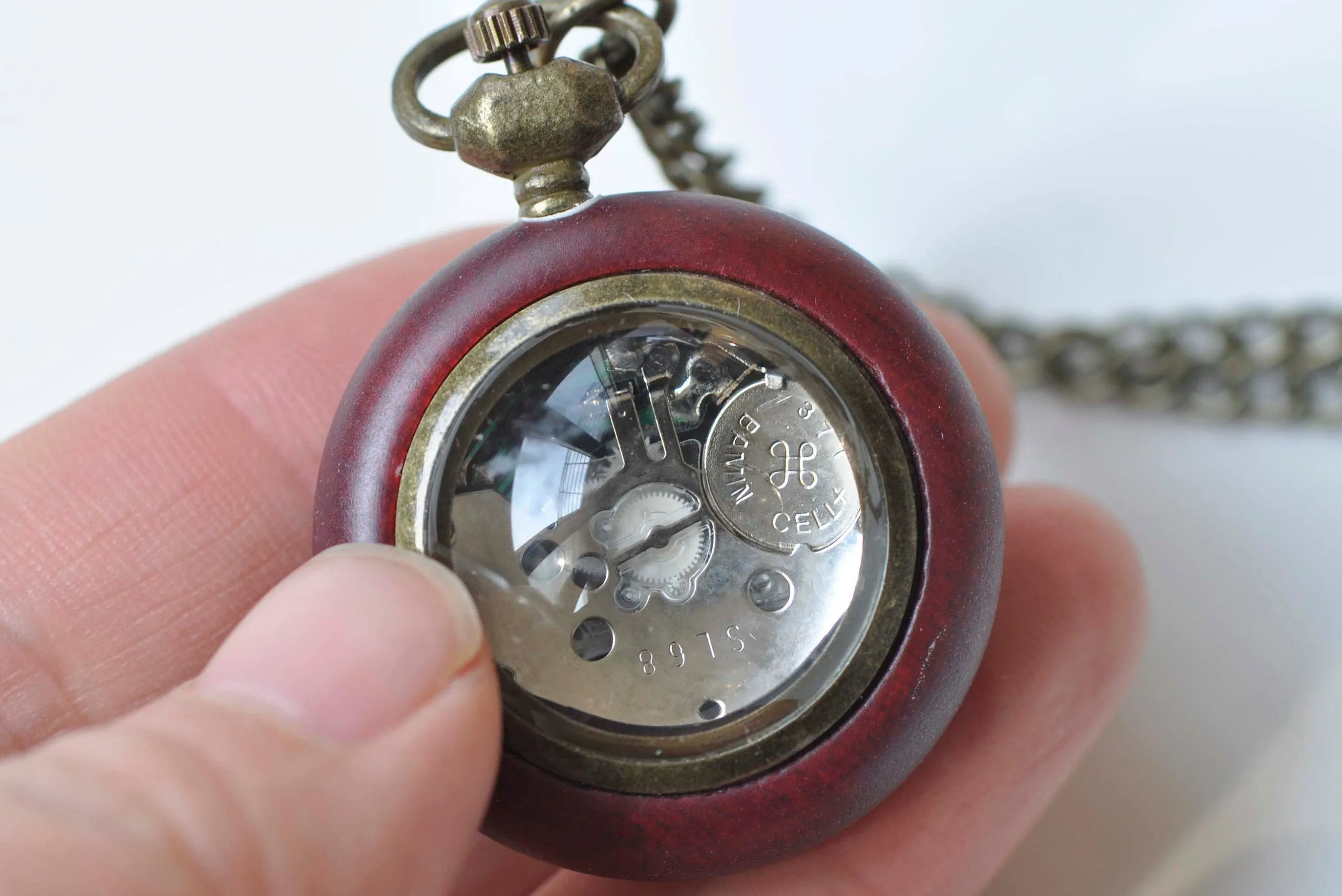 1 PC Antique Bronze Red Wood Pocket Watch Necklace A1139