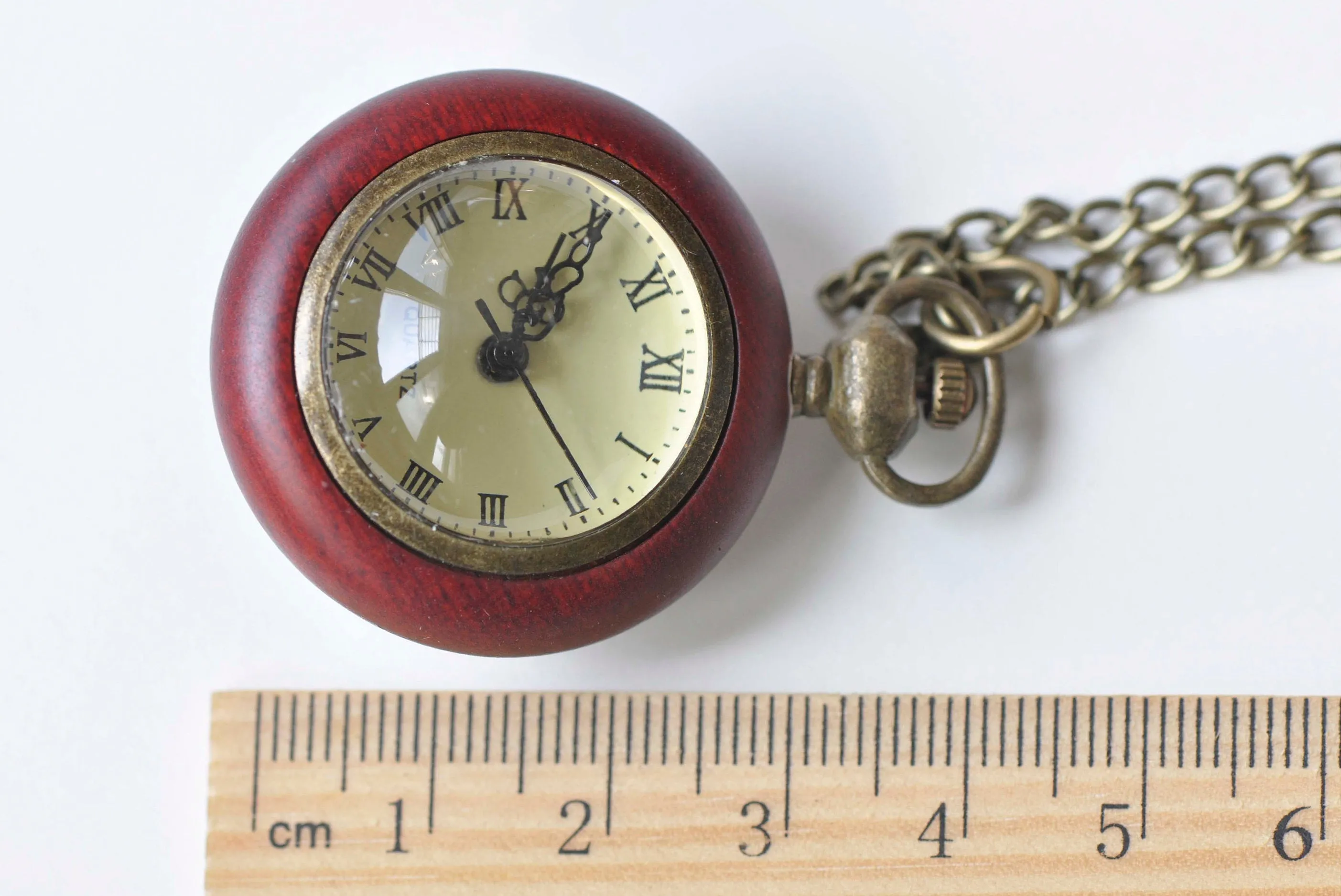 1 PC Antique Bronze Red Wood Pocket Watch Necklace A1139