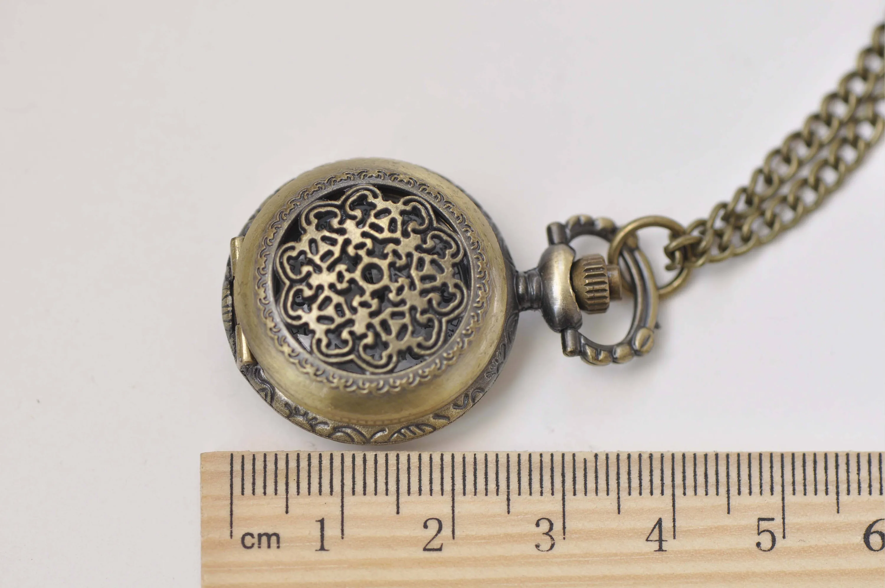 1 PC Antique Bronze Small Filigree Pocket Watch Pendant 27mm A3791