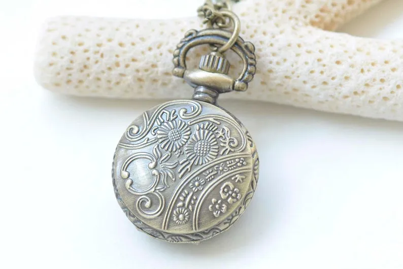 1 PC Antique Bronze Small Flower Pocket Watch Necklace A1865