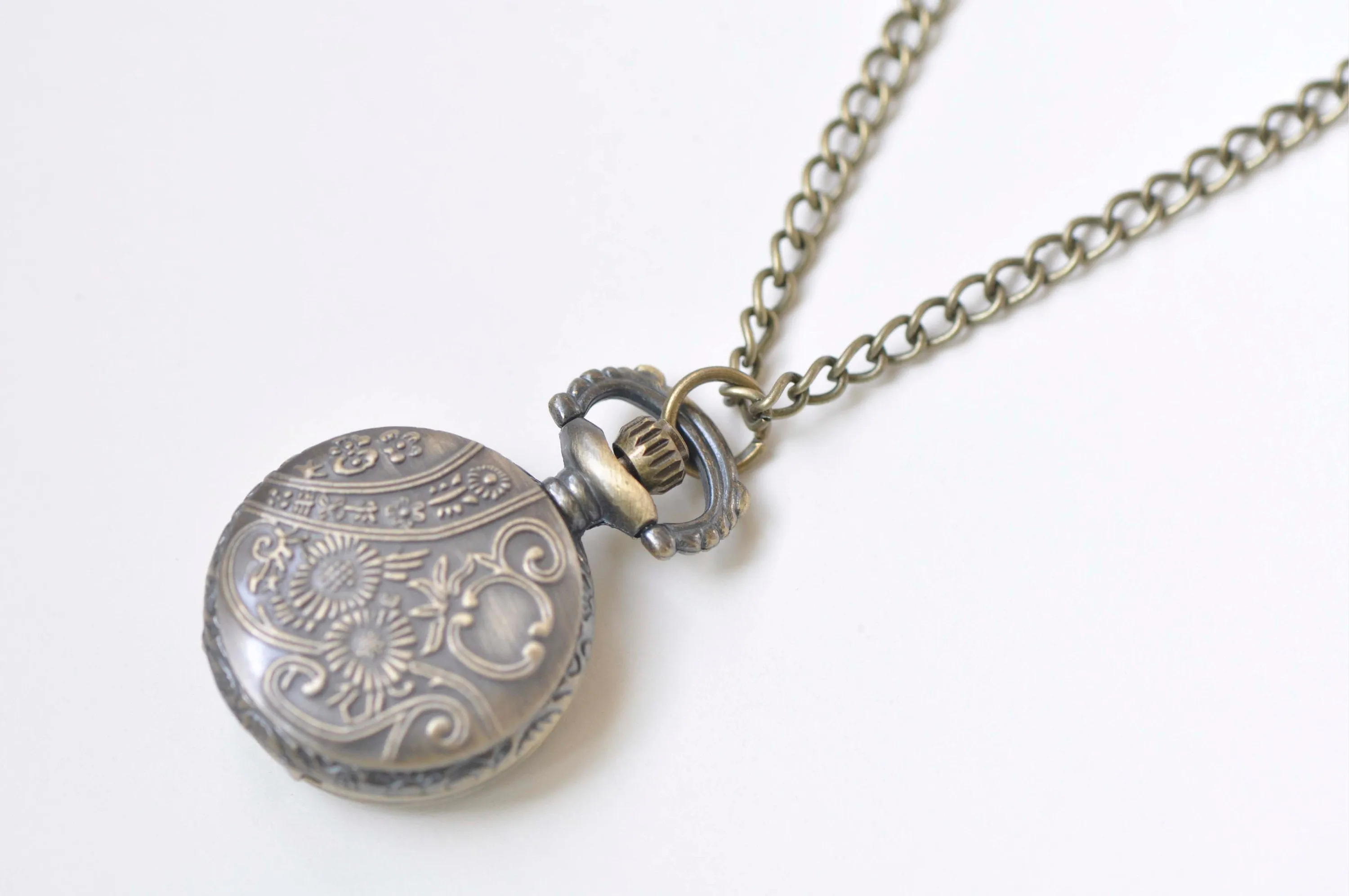 1 PC Antique Bronze Star Pocket Watch Necklace