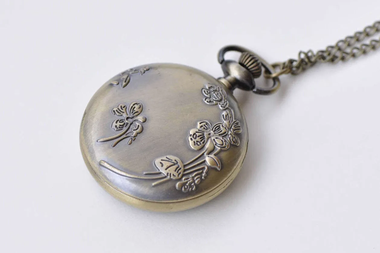 1 PC Antique Bronze Vintage Map Pocket Watch Necklace A8697