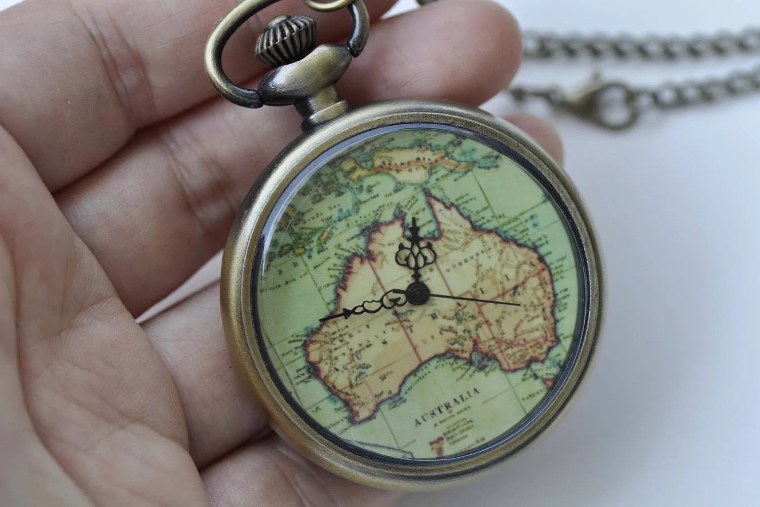 1 PC Antique Bronze Vintage Map Pocket Watch Necklace A8697