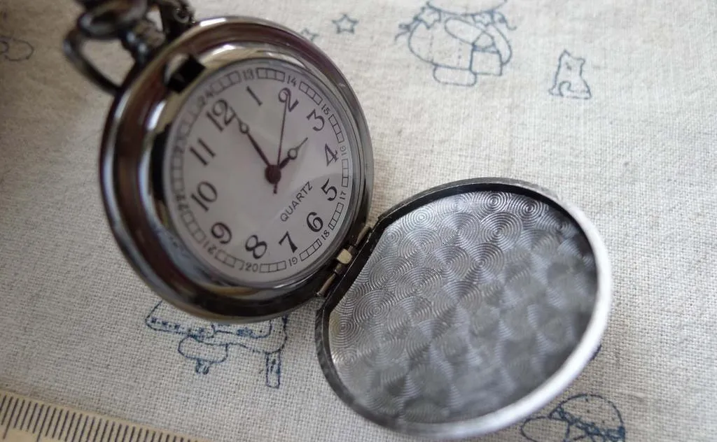 1 PC Black Polish Pocket Watch Necklace A7143