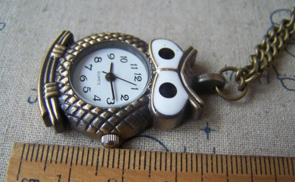 1 PC of Antique Bronze Owl Pocket Watch  A4620
