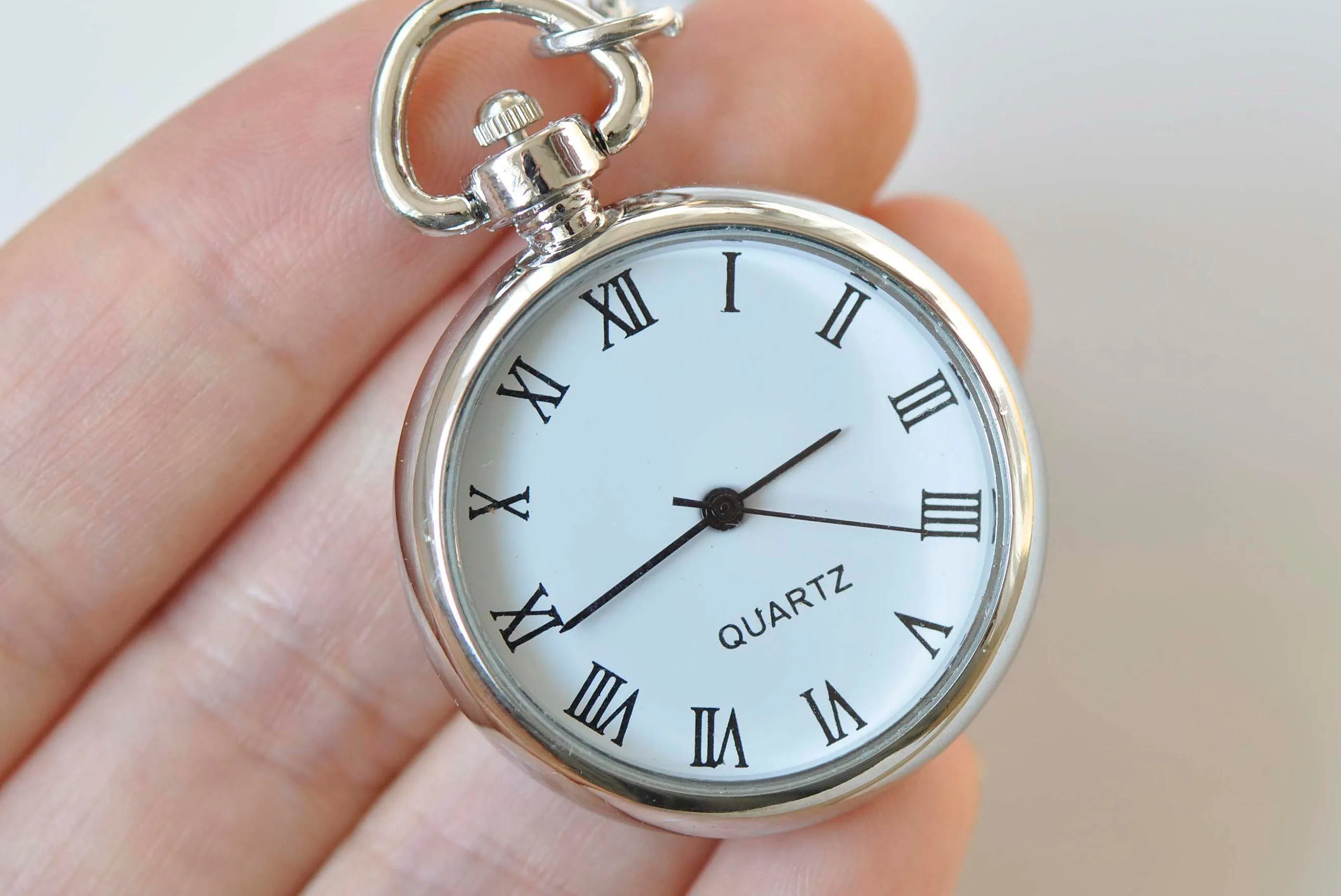 1 PC Platinum Silvery Gray Blank Pocket Watch Necklace A2200