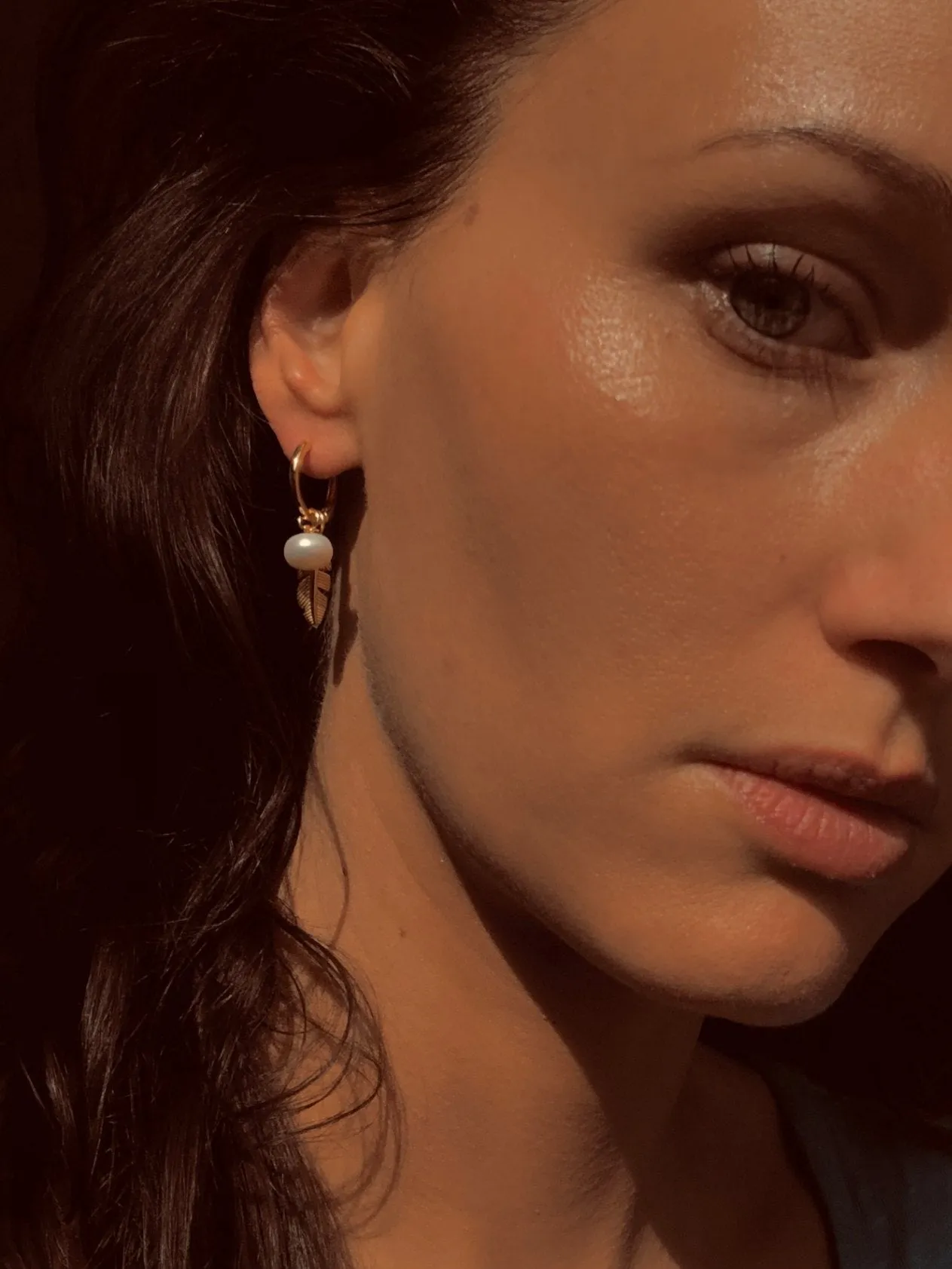 925 Silver earrings gilded with 18k yellow gold assembled with freshwater pearls