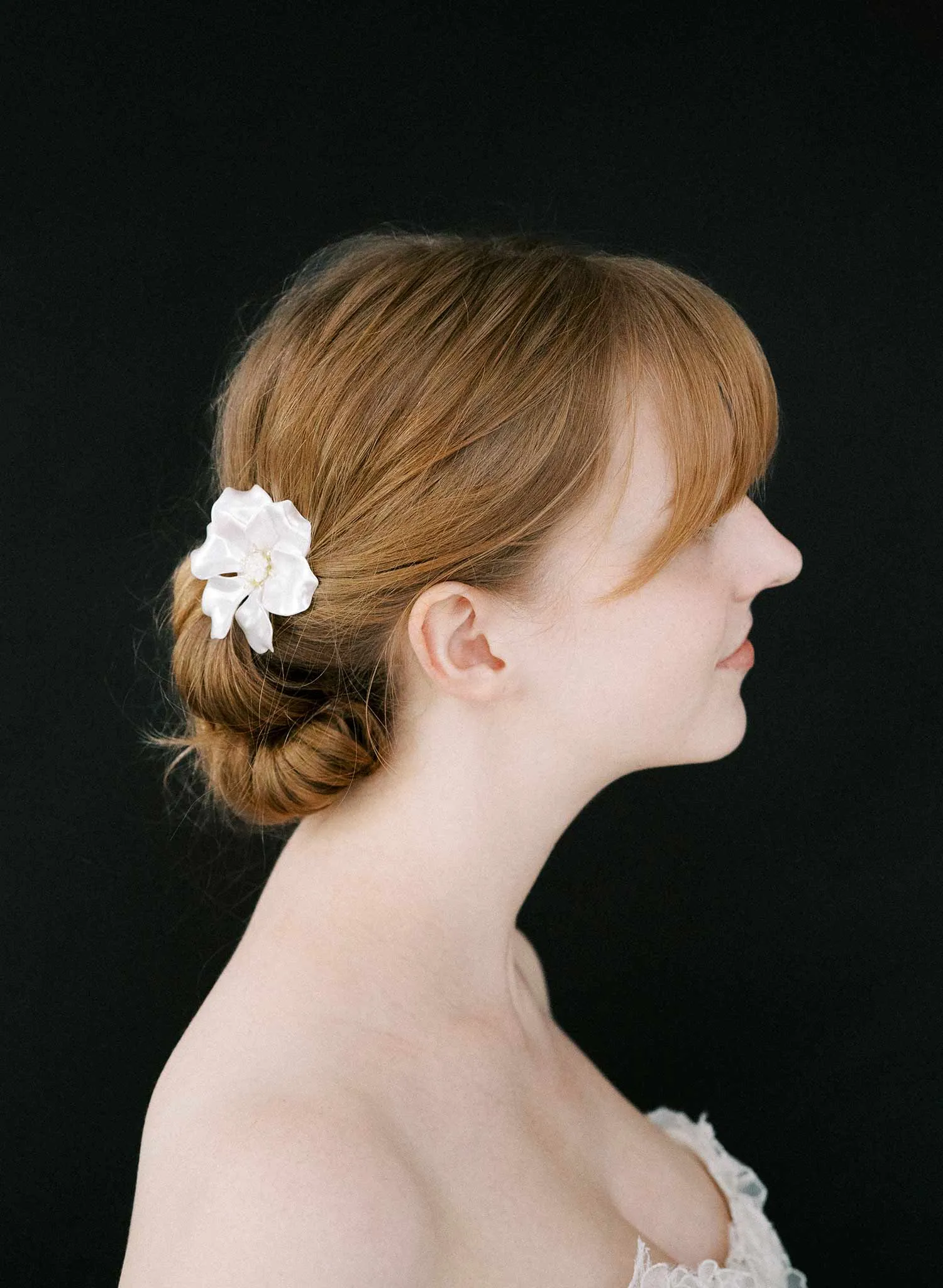 Acrylic petals modern hair flower - Style #2532