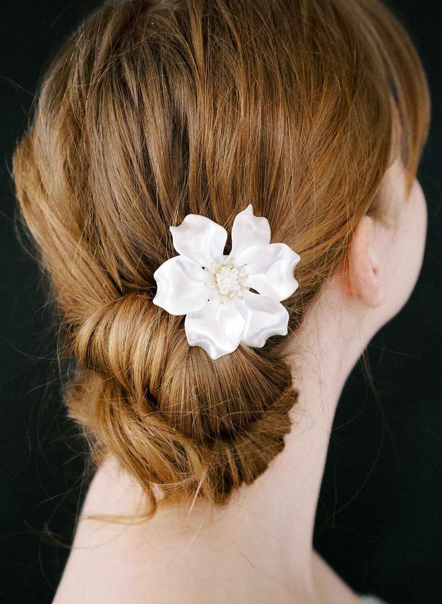 Acrylic petals modern hair flower - Style #2532