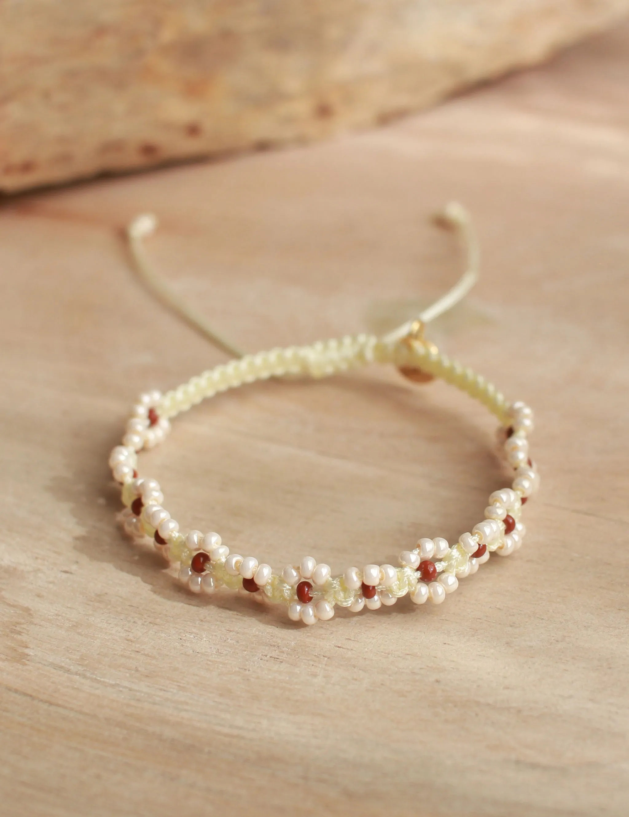 Allison Bracelet in Cream