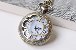 Antique Bronze Large Filigree Flower Round Pocket Watch Set of 1 A1617