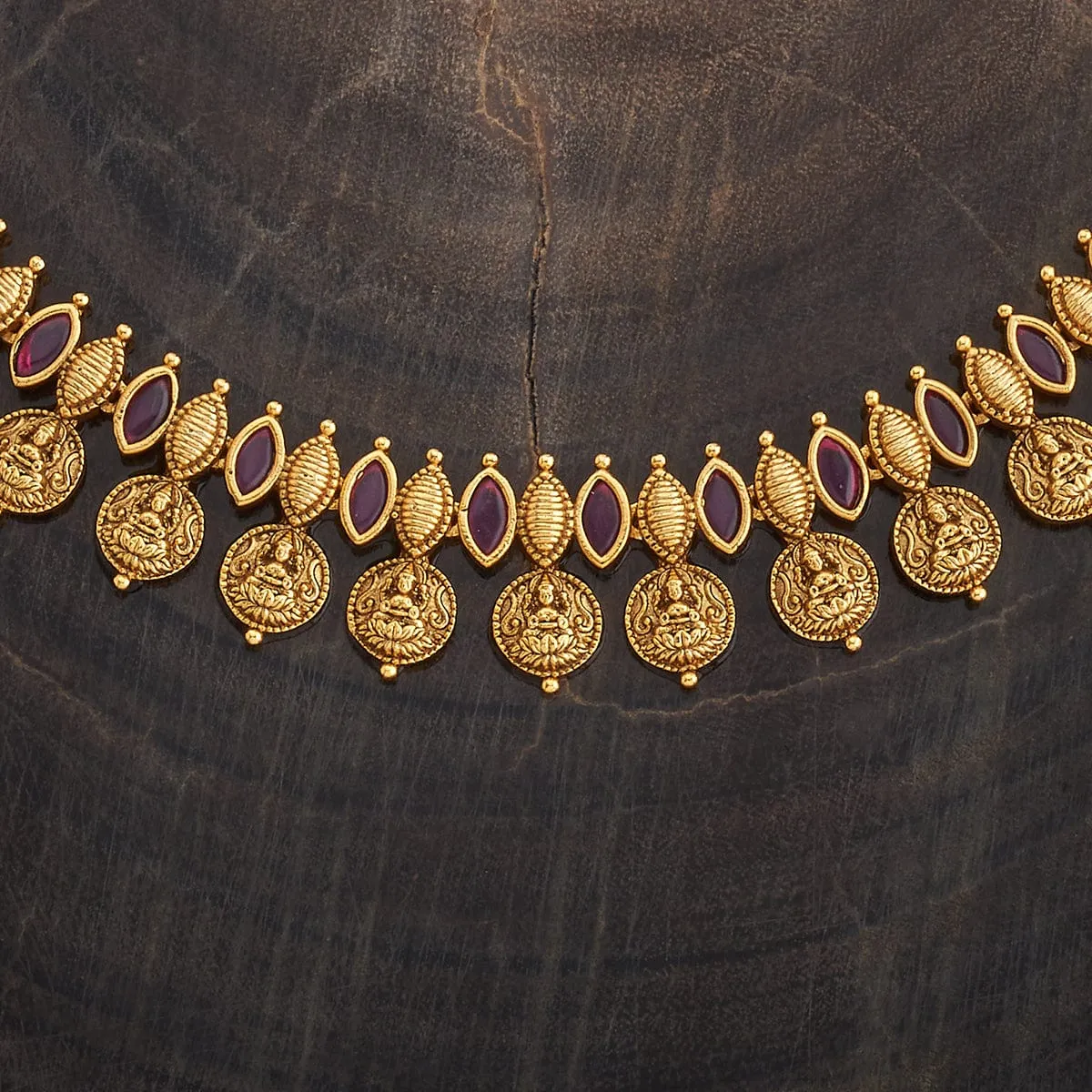 Antique Necklace 181311