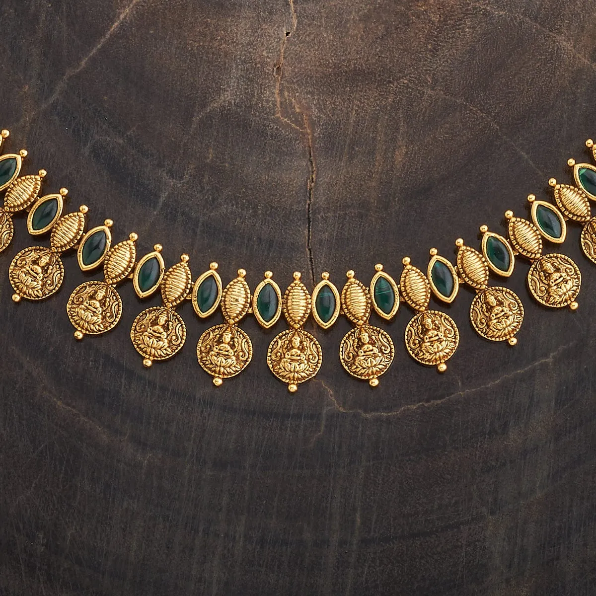 Antique Necklace 181311