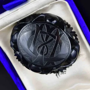 Antique Victorian Carved Whitby Jet In Memory Of Mourning Brooch