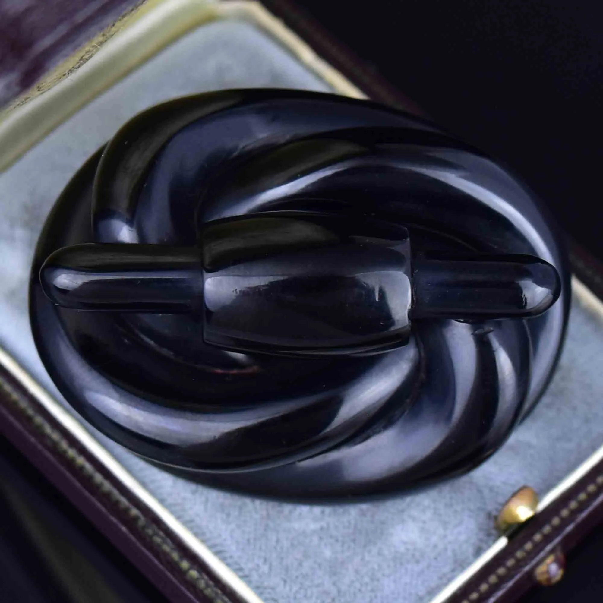 Antique Victorian Carved Whitby Jet Lovers Knot Brooch