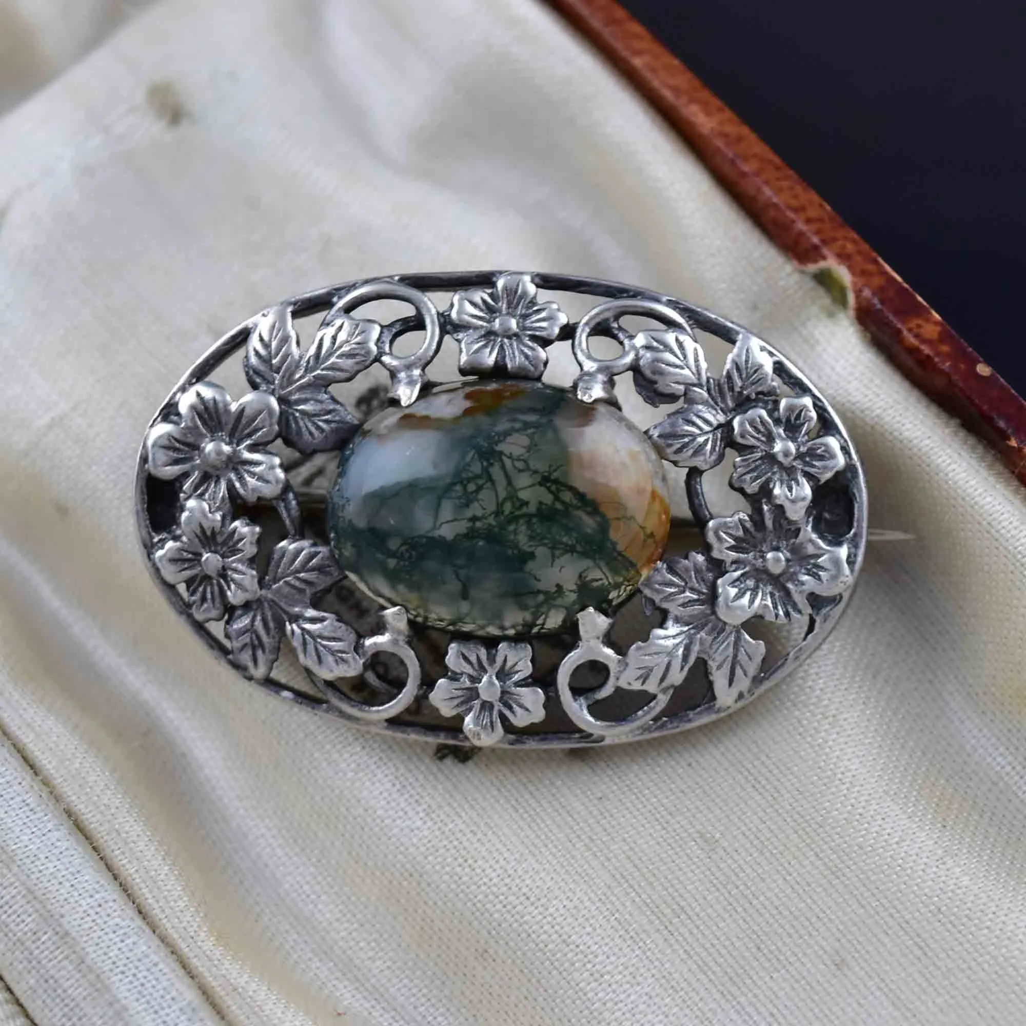 Arts and Crafts Silver Forget Me Not Scottish Moss Agate Brooch