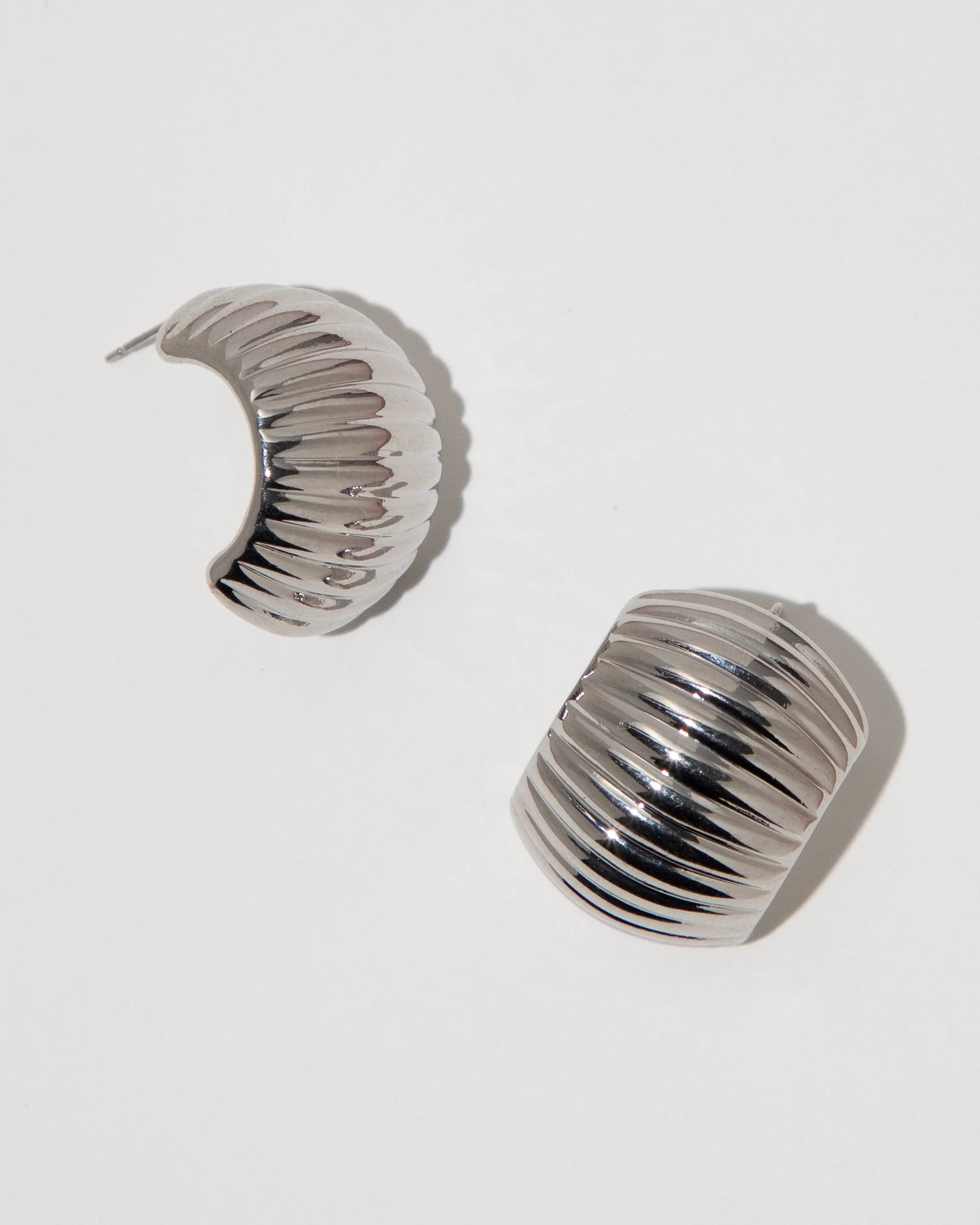 Chunky Ribbed Hoops