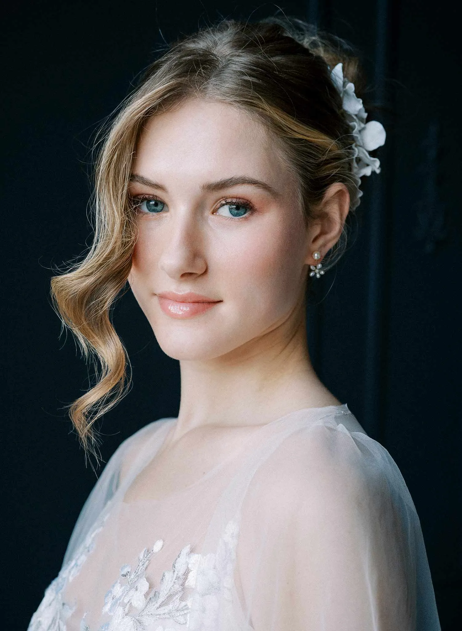 Clean and modern matte flower bridal comb - Style #2552