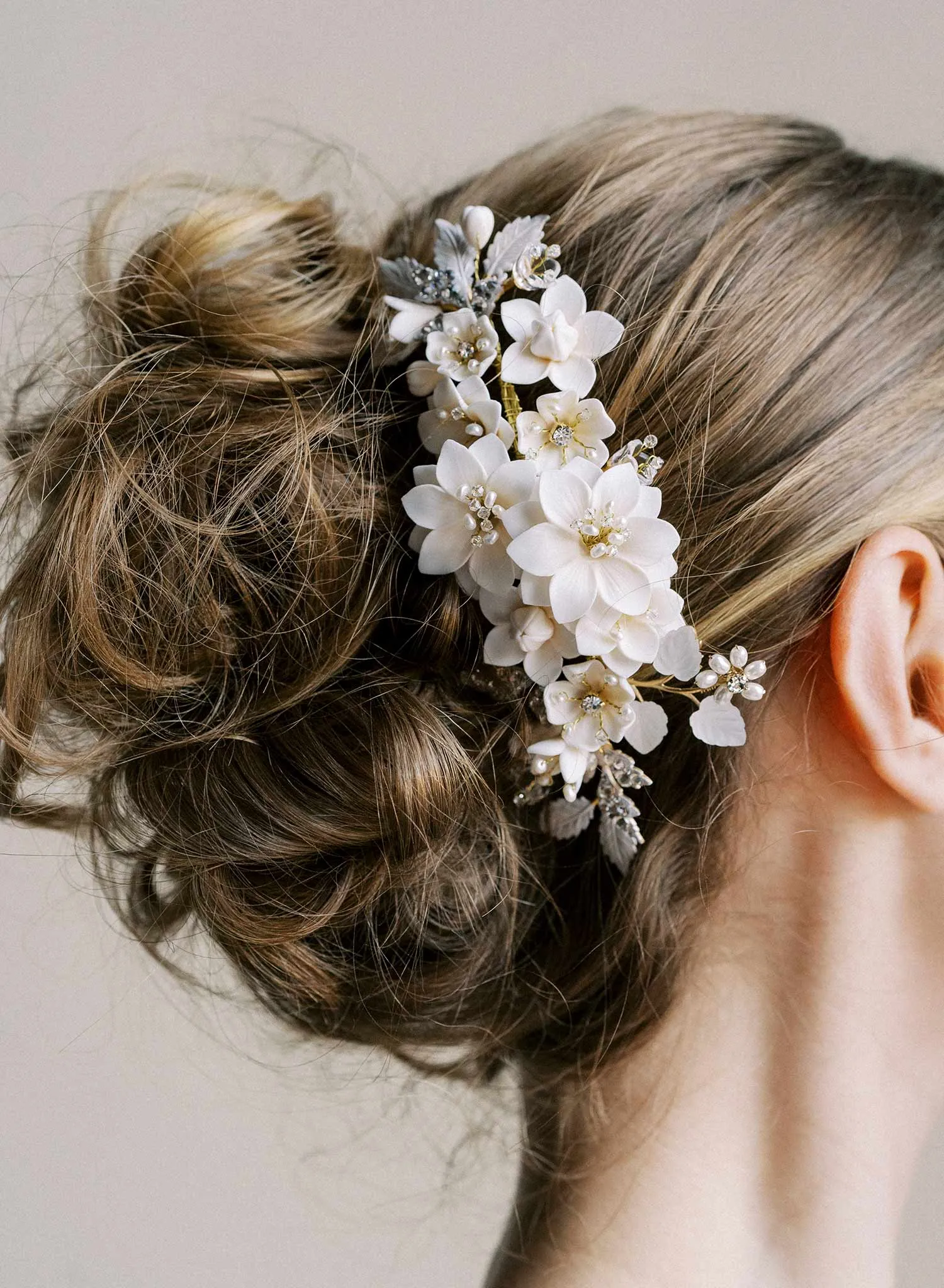 Creamy floral garden comb, large - Style #2551
