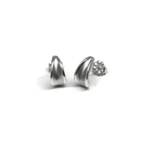Curved Petal Stud