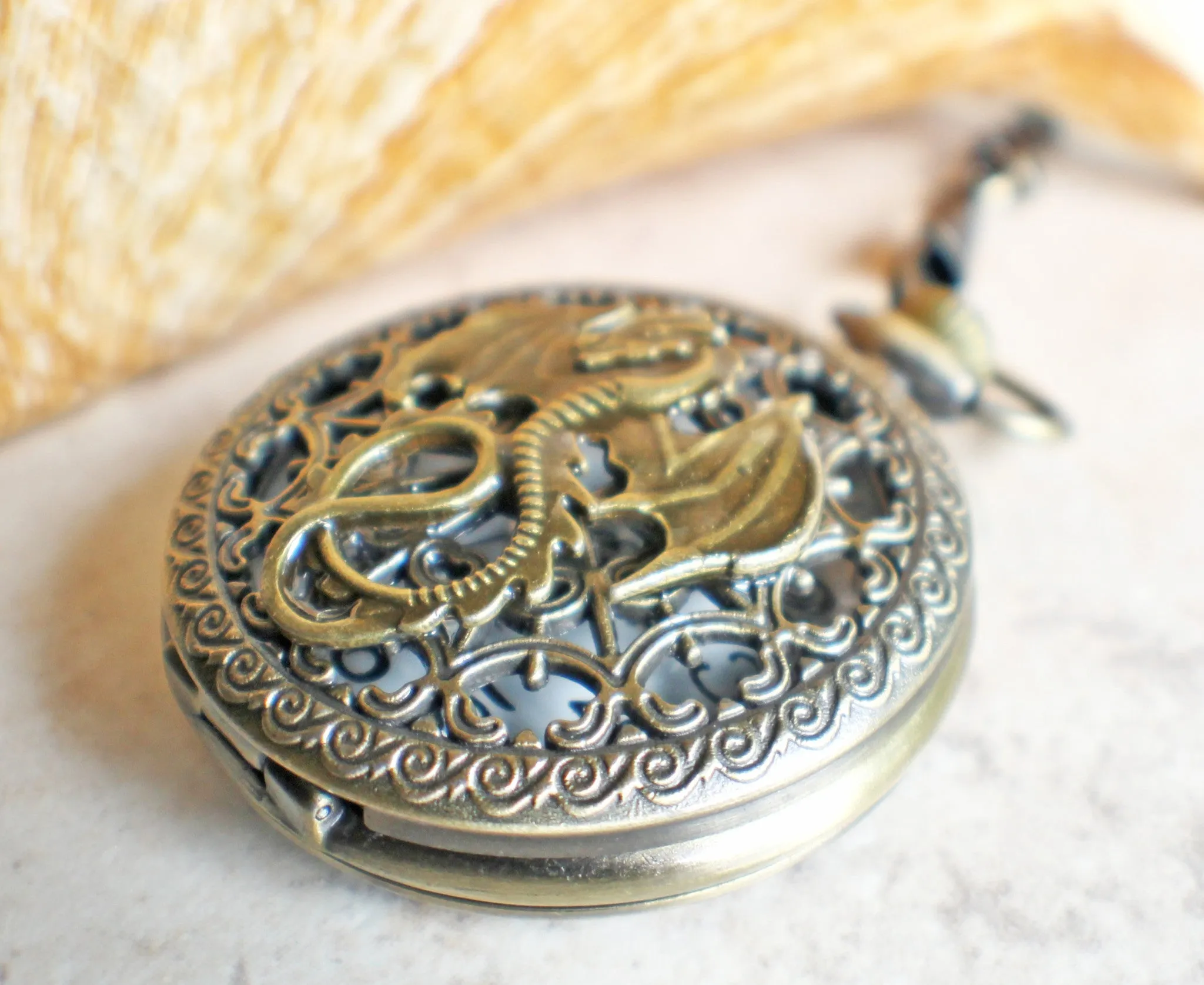 Dragon Pocket Watch Battery Operated