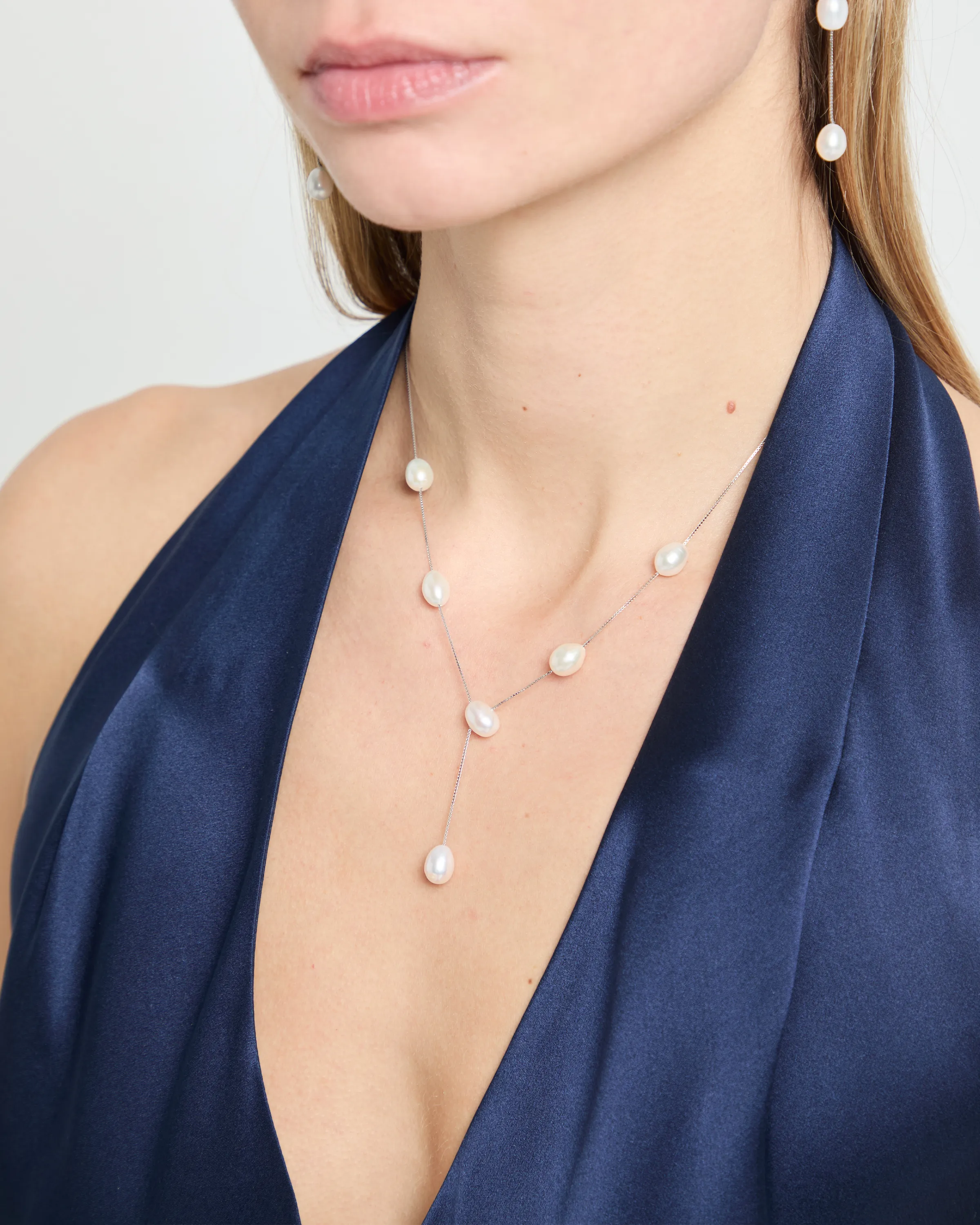 Floating Pearl Necklace