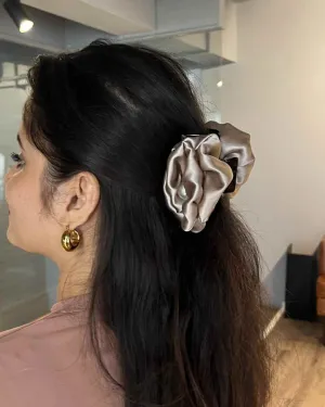Fluer Pearl Claw | Nish Hair X Threads by Dinckle