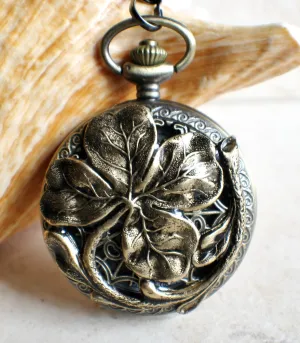 Four leaf clover pocket watch in bronze, battery operated.