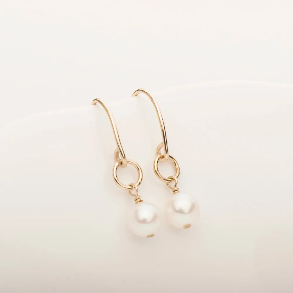 Freefall Pearl Earring