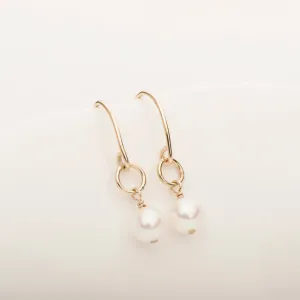 Freefall Pearl Earring
