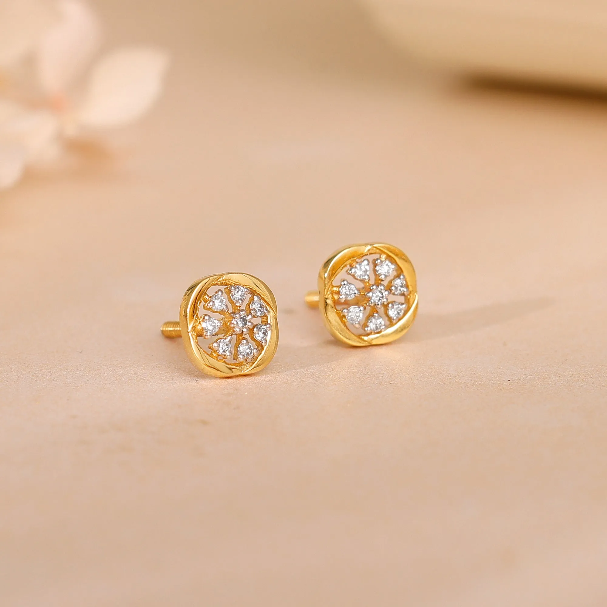 Gold Beauty In Nature Diamond Earrings
