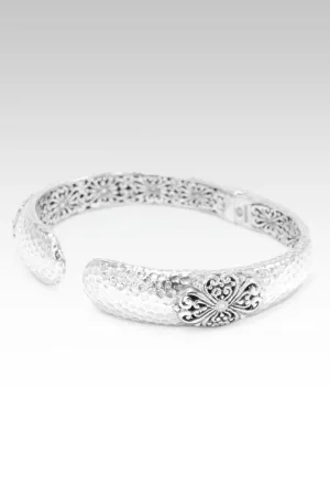 Held Up in Grace Tip-to-Tip Bracelet? in Diamond