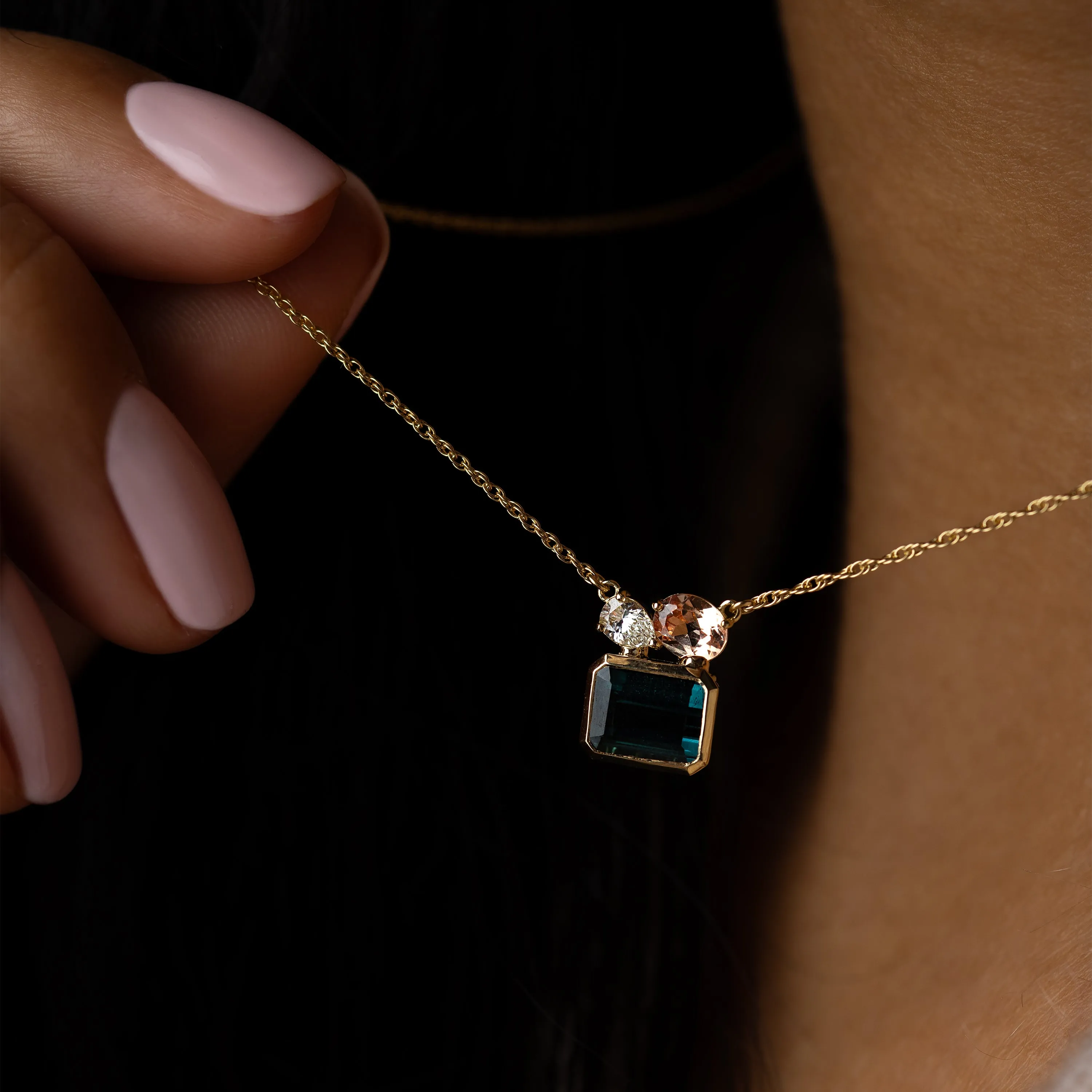 Kinetic Necklace