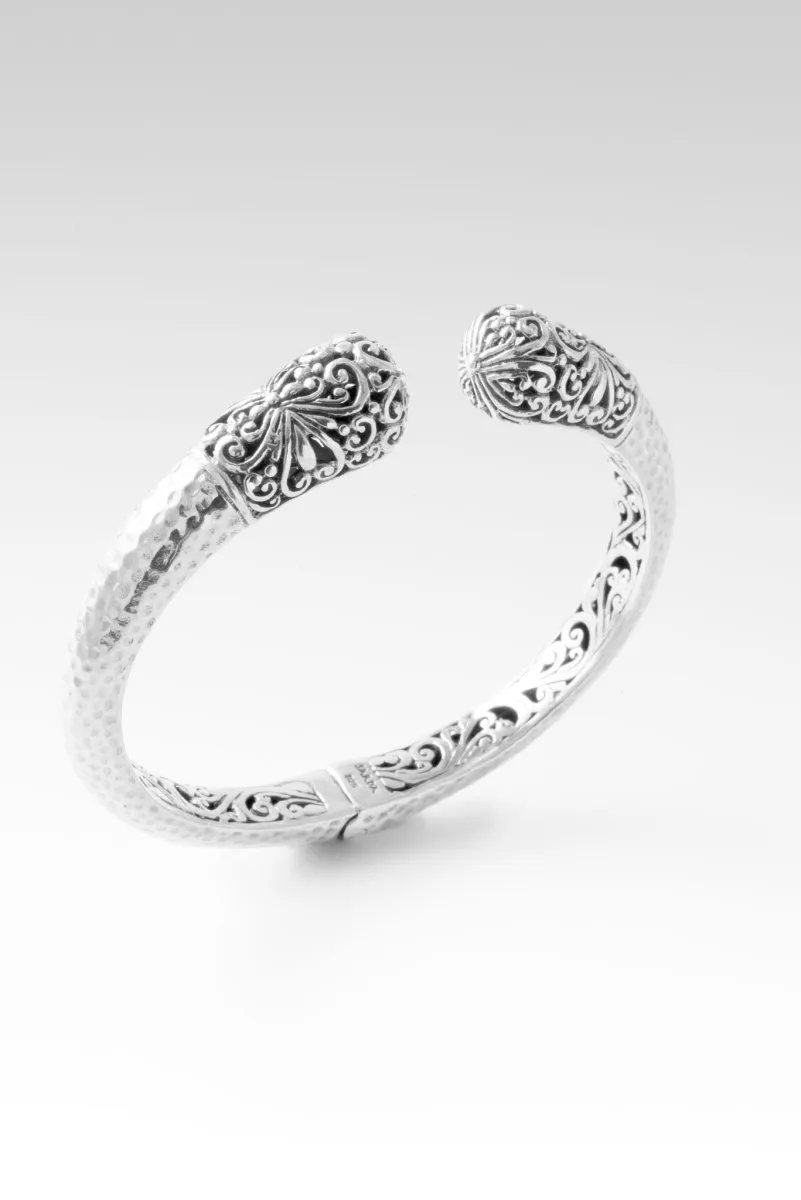 Let Your Light Shine Tip-to-Tip Bracelet? in Janyl Adair