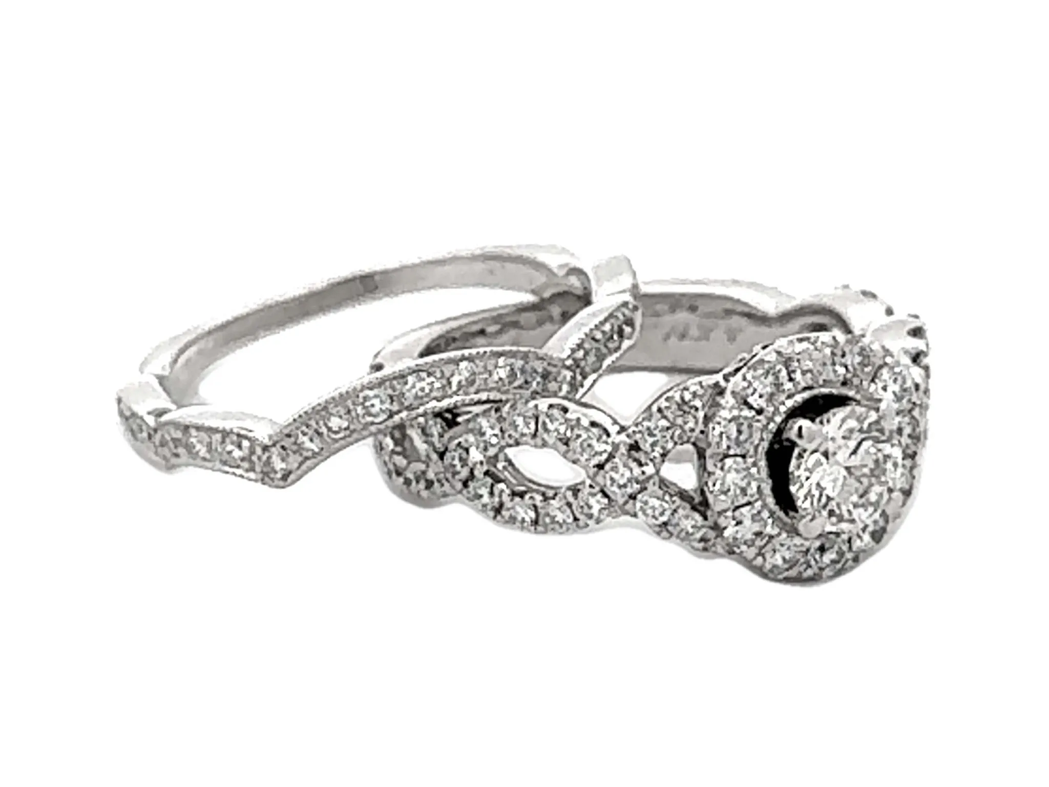 Neil Lane Round Brilliant Cut Diamond Halo Engagement Ring and Matching Band 14K