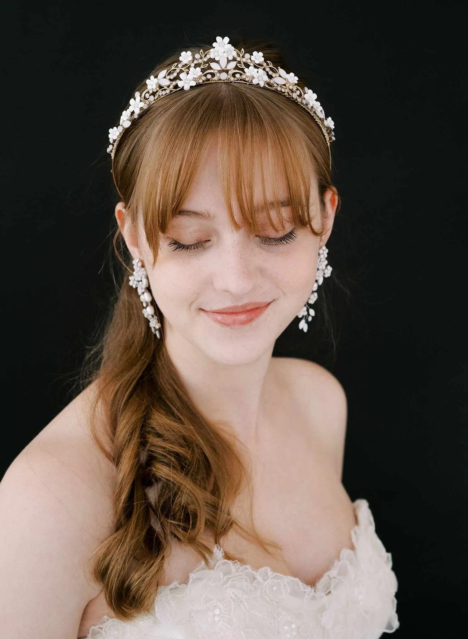 Opals and petite daisies bridal tiara - Style #2504