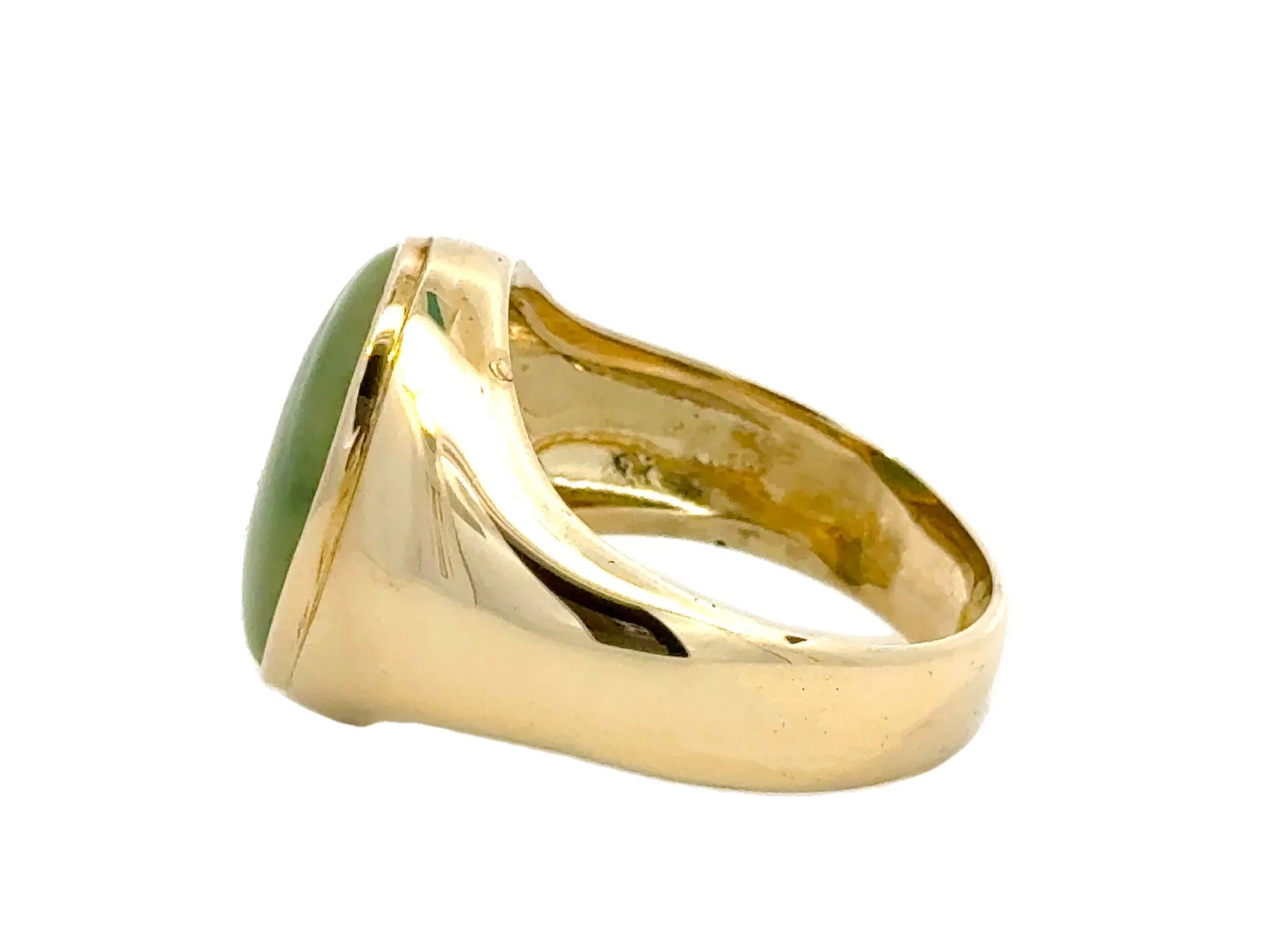 Oval Mottled Green Jade Ring 14K Yellow Gold