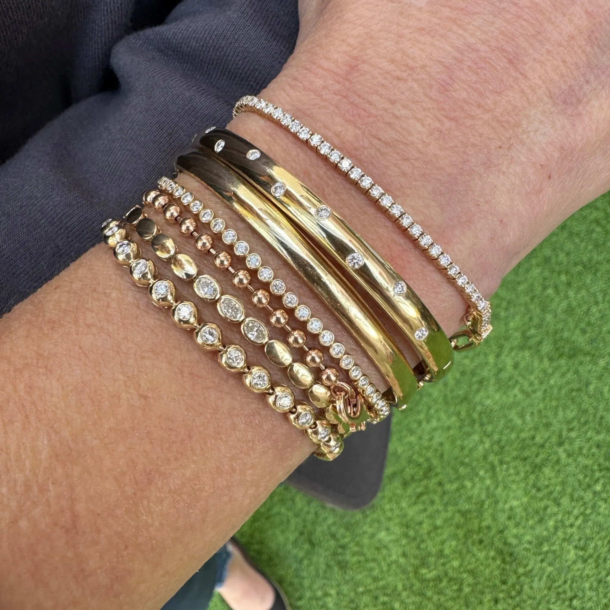 Oval Solid Gold Bangle/4.8mm