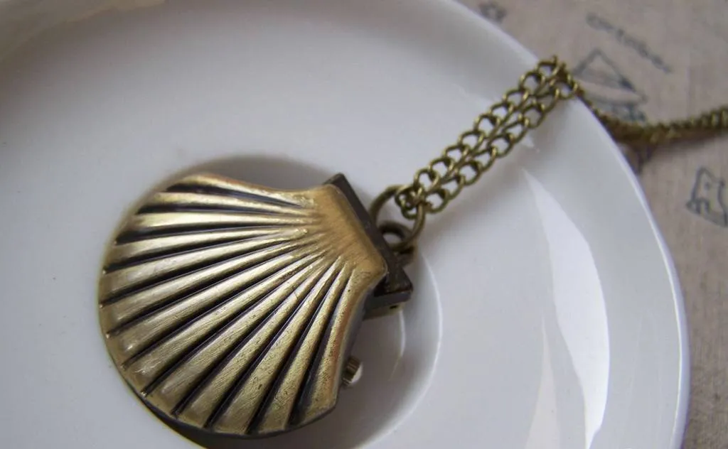 Pocket Watch Scallop Shell Antique Bronze Finish A5731