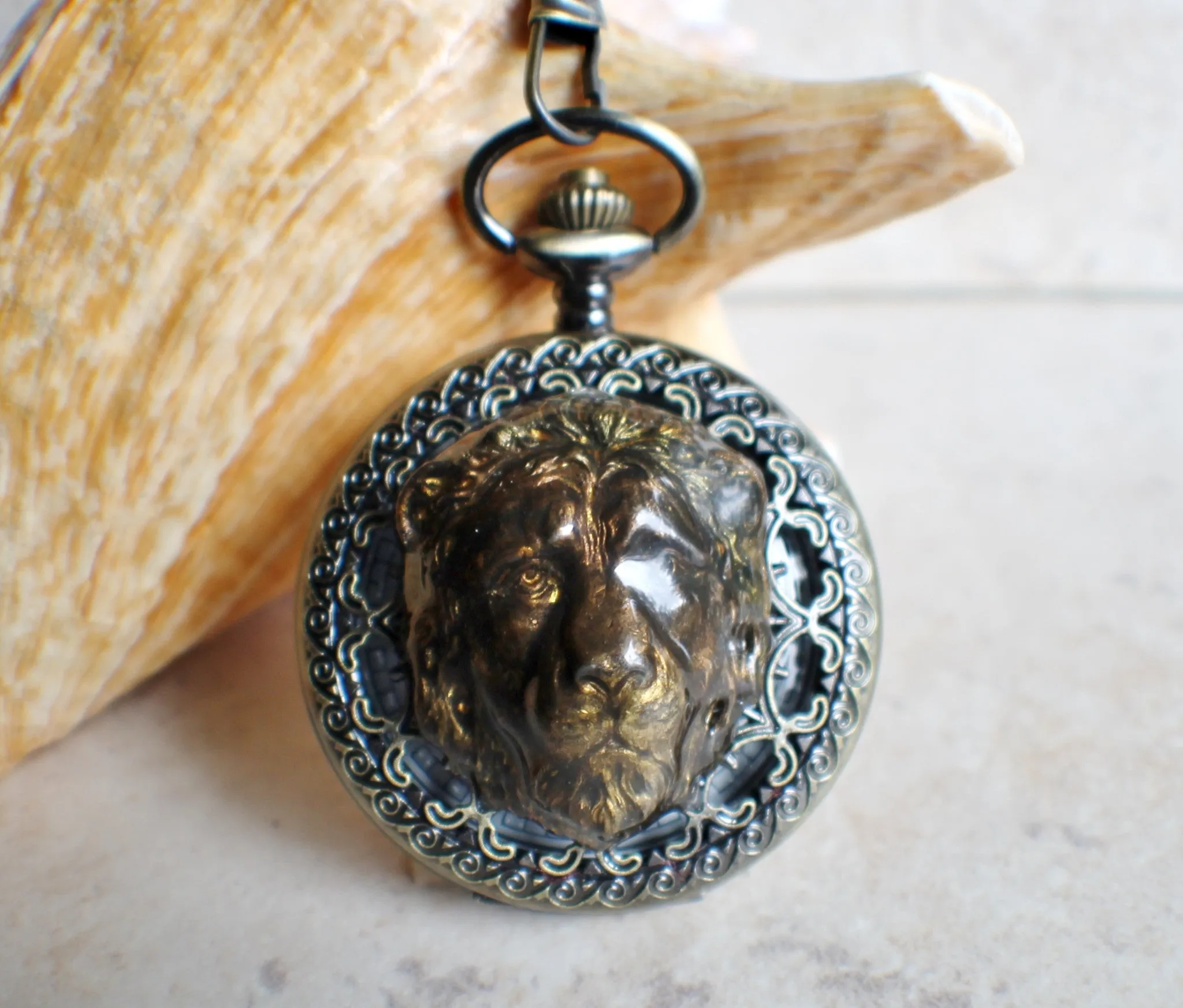 Regal Lion Battery Operated Pocket Watch