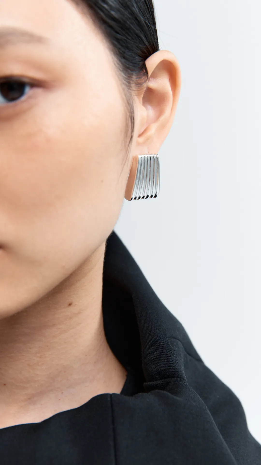 RIBBED SILVER
