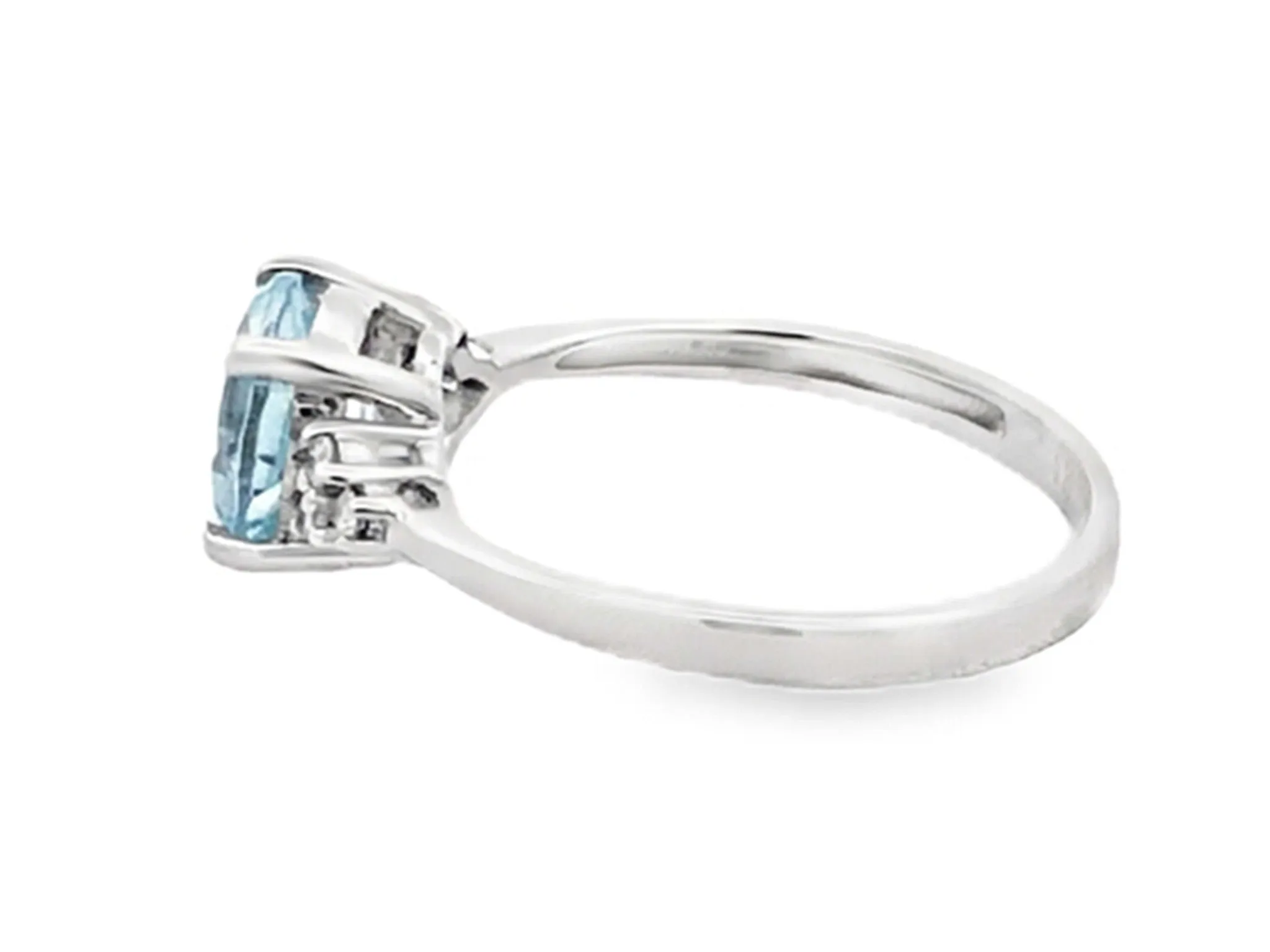 Round Aquamarine and Diamond Ring 14K White Gold