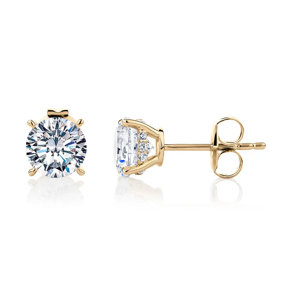 Round Brilliant stud earrings with 2.18 carats* of diamond simulants in 10 carat yellow gold