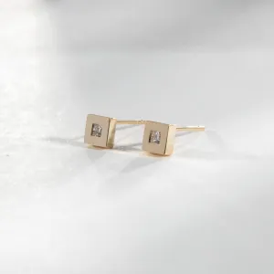 Sada Earrings with Lab-grown diamonds