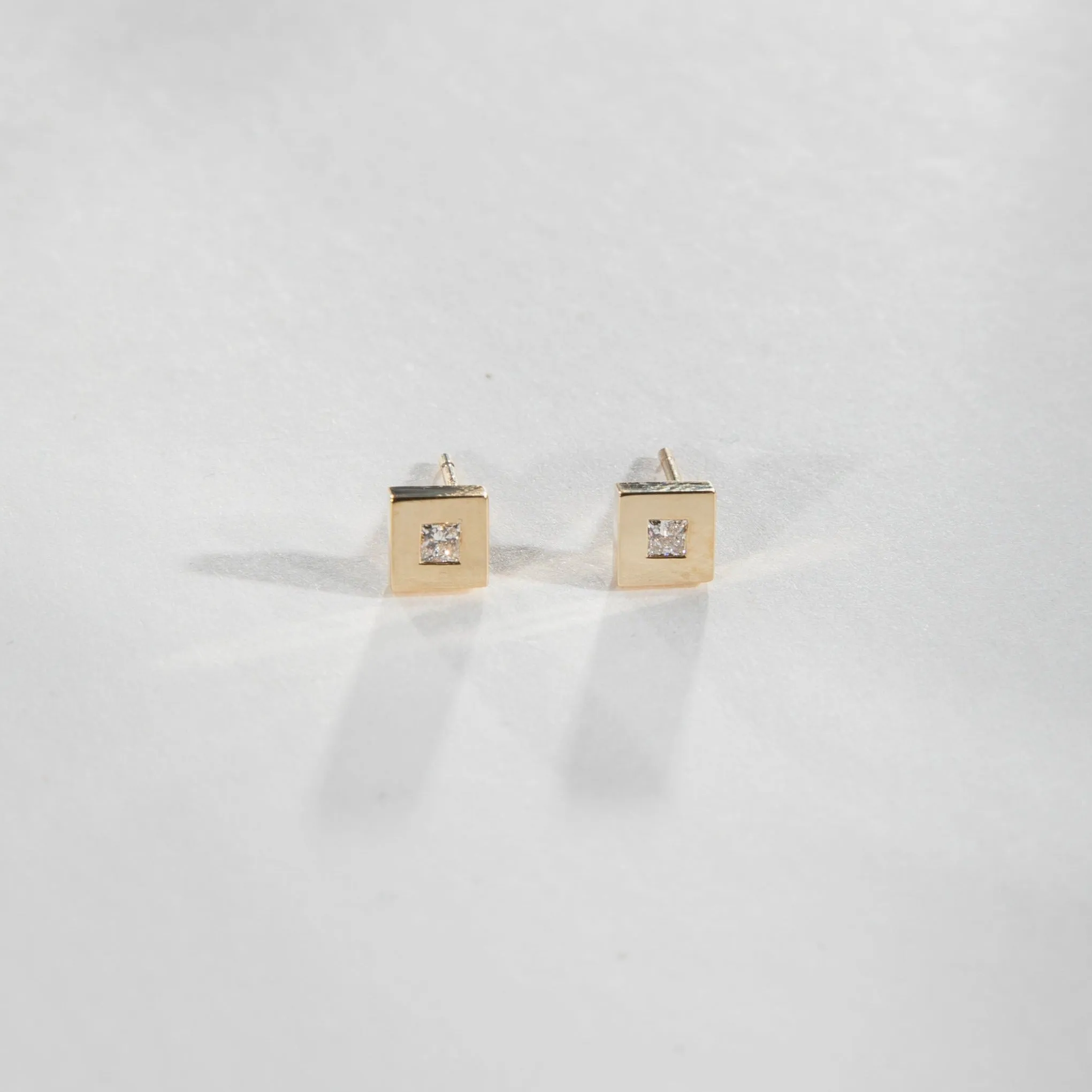Sada Earrings with Lab-grown diamonds