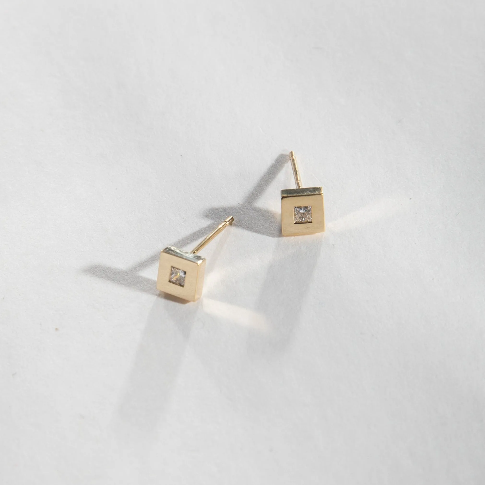 Sada Earrings with Lab-grown diamonds
