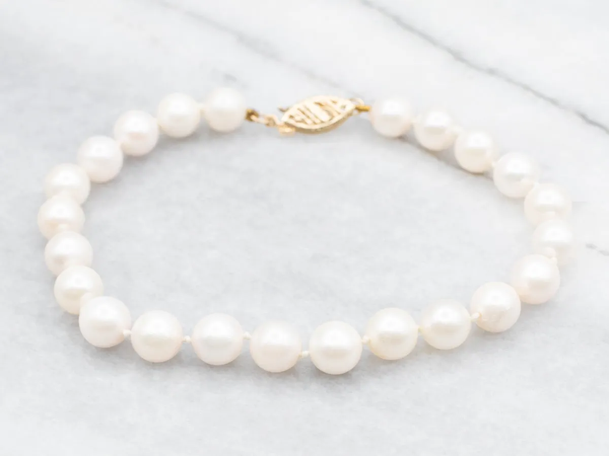 Saltwater Pearl Bracelet with Yellow Gold Clasp